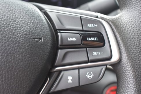 Used 2019 Honda Accord LX image 18