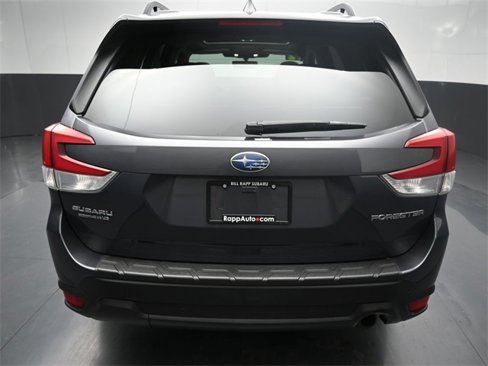 Used 2022 Subaru Forester Limited image 27