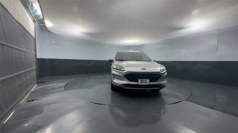 Used 2020 Ford Escape SEL image 8