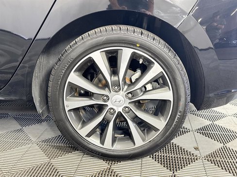 Used 2019 Hyundai Elantra GT w/ Style Package 02 image 31