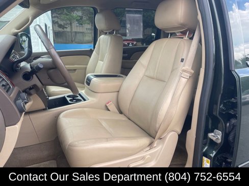 Used 2013 Chevrolet Avalanche LT w/ All-Star Edition image 11