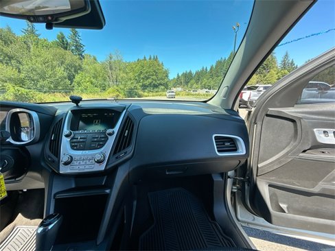 Used 2016 Chevrolet Equinox LS image 25