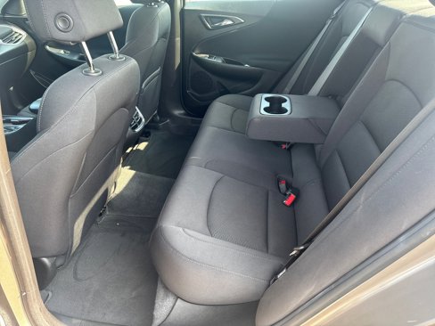 Used 2023 Chevrolet Malibu LT image 14
