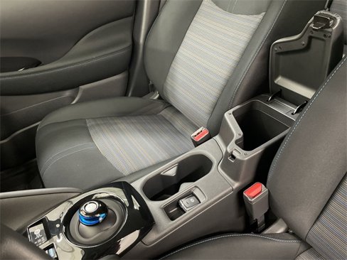 Certified 2024 Nissan Leaf SV Plus image 22
