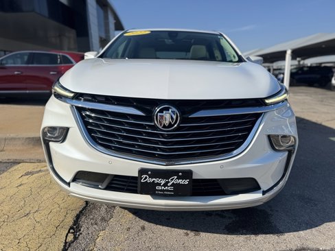Used 2022 Buick Enclave Essence w/ Experience Buick Package image 2