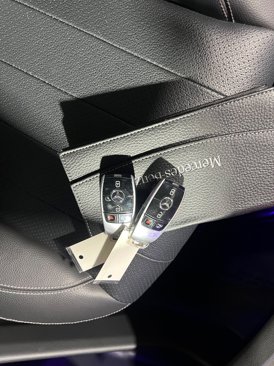 Used 2017 Mercedes-Benz E 300 4MATIC image 45