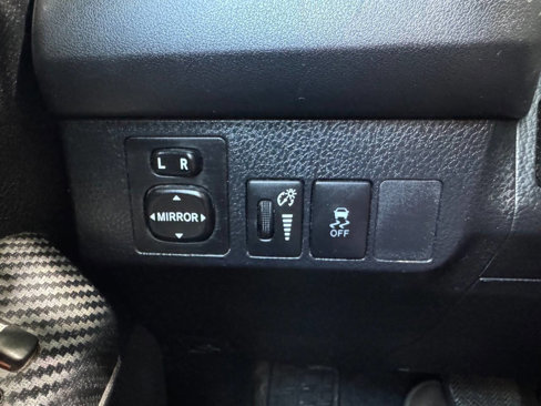 Used 2014 Toyota RAV4 LE image 21