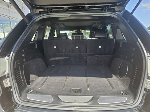Used 2017 Jeep Grand Cherokee Limited w/ Luxury Group II image 9