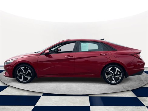 Certified 2023 Hyundai Elantra SEL w/ Convenience Package image 4