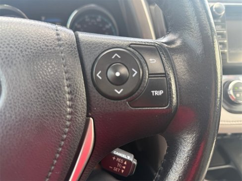 Used 2016 Toyota RAV4 XLE image 21