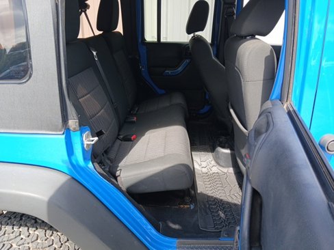 Used 2012 Jeep Wrangler Unlimited Sport image 29