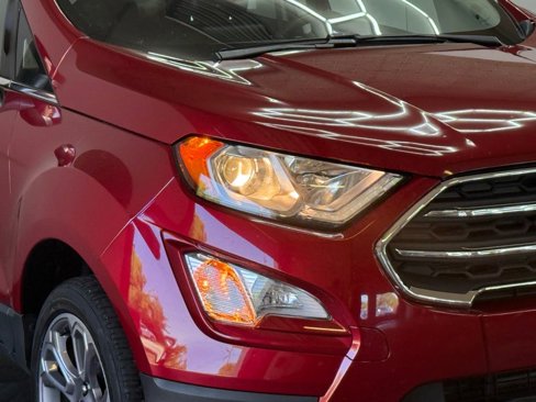 Used 2022 Ford EcoSport Titanium w/ Interior Protection Package image 2