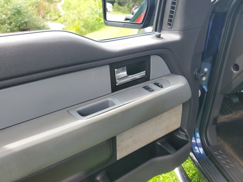 Used 2013 Ford F150 XLT image 9