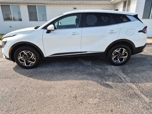 Used 2024 Kia Sportage LX image 5