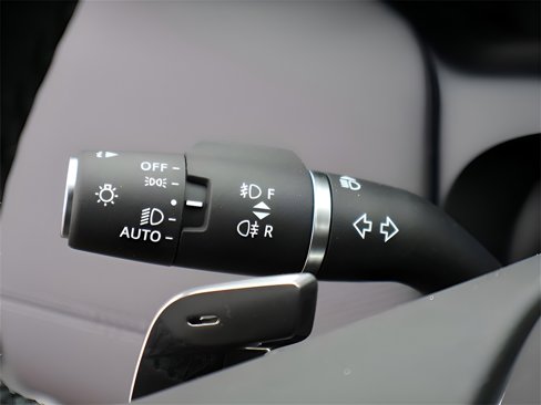 New 2025 Land Rover Discovery Sport Dynamic SE image 41