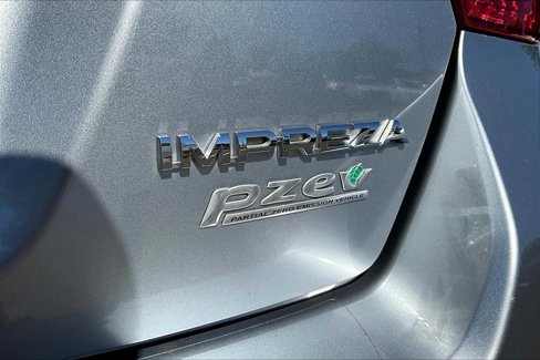 Used 2013 Subaru Impreza 2.0i Premium image 9