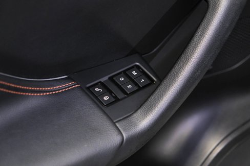 Used 2017 Jaguar F-PACE Prestige image 33