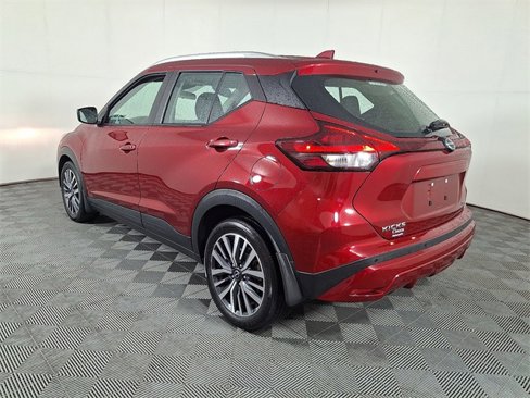 Used 2023 Nissan Kicks SV image 8