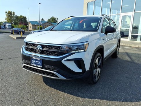 Certified 2024 Volkswagen Taos S image 3