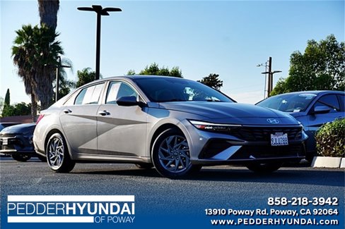 Certified 2024 Hyundai Elantra SEL image 1