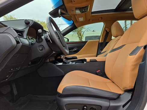 Certified 2023 Lexus ES 350 Premium image 16