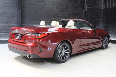 Used 2023 BMW 430i Convertible image 16
