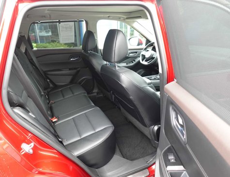 Used 2022 Nissan Rogue SV w/ SV Premium Package image 26