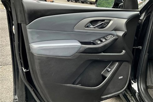 Used 2018 Chevrolet Traverse LT image 18