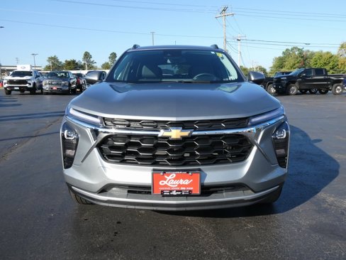 Certified 2024 Chevrolet Trax LT w/ LT Convenience Package image 8