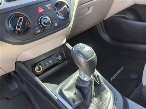 Used 2021 Hyundai Accent SE image 8