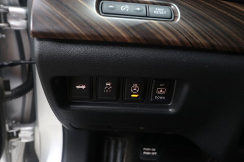 Used 2018 Nissan Maxima Platinum image 27