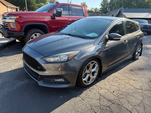 Used 2016 Ford Focus ST image 4