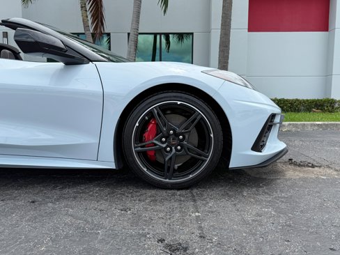 Used 2022 Chevrolet Corvette Stingray Preferred Conv w/ Z51 Performance Package image 3