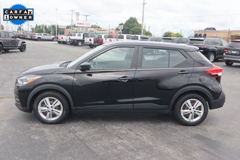 Used 2020 Nissan Kicks S image 17