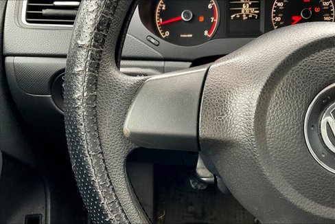 Used 2011 Volkswagen Jetta S image 15
