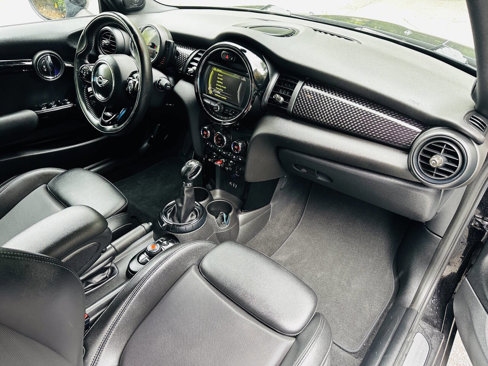 Used 2017 MINI Cooper S image 24