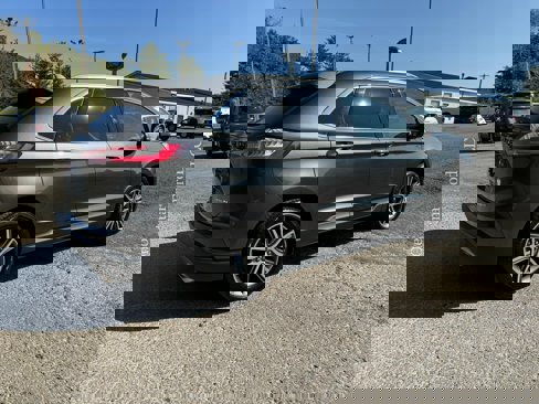 Used 2020 Ford Edge Titanium image 5