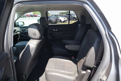 Used 2019 Chevrolet Traverse RS w/ LPO, 'HIT The Road' Package image 19