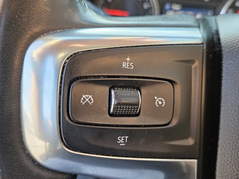 Used 2019 Chevrolet Blazer LT image 32