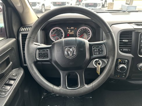 Used 2017 RAM 1500 Express w/ Express Value Package image 19