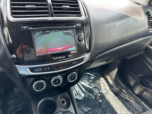 Used 2015 Mitsubishi Outlander Sport SE image 22