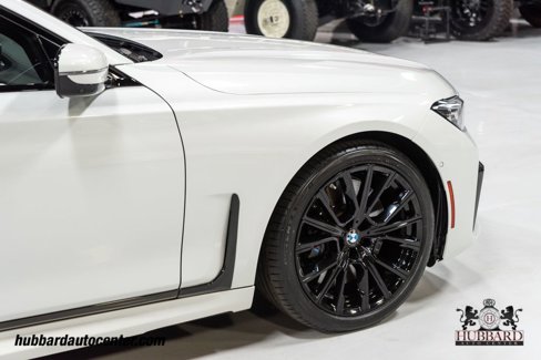 Used 2022 BMW 750i xDrive w/ M Sport Package image 38
