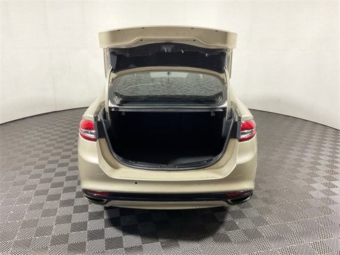 Used 2018 Ford Fusion SE w/ Equipment Group 201A image 13