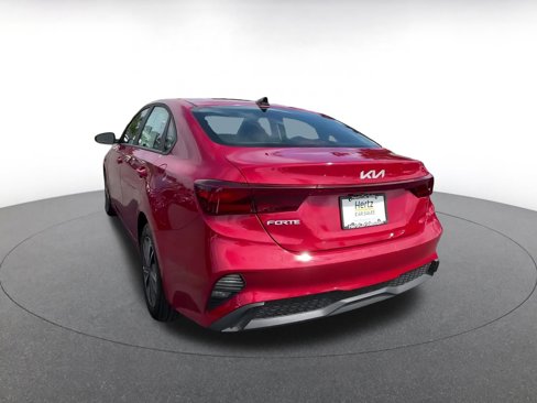 Used 2024 Kia Forte LXS image 11