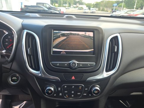 Used 2021 Chevrolet Equinox LT image 18