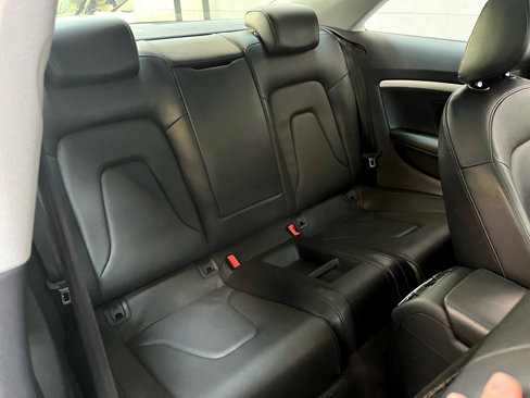 Used 2013 Audi A5 2.0T Premium image 10