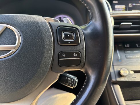 Used 2017 Lexus RC 200t image 30
