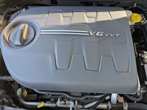 Used 2018 Jeep Cherokee Trailhawk w/ Quick Order Package 27L image 22