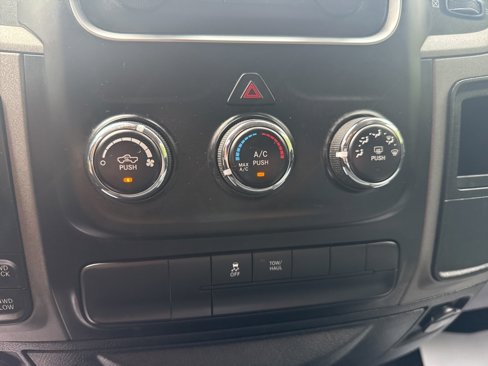 Used 2017 RAM 1500 Express image 24
