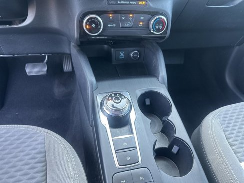 Used 2021 Ford Escape SE w/ SE Sport Appearance Package image 21